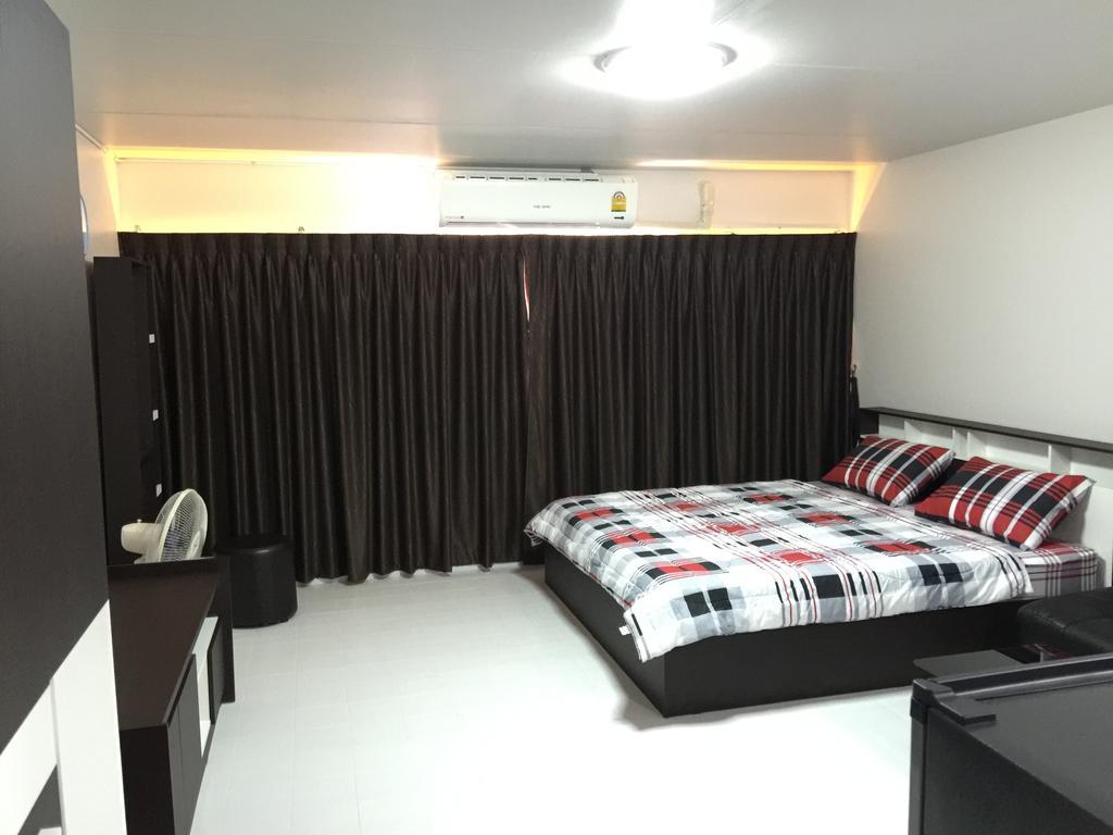 Muangthongthani Rental/Khun Dan Нонтхабурі Екстер'єр фото